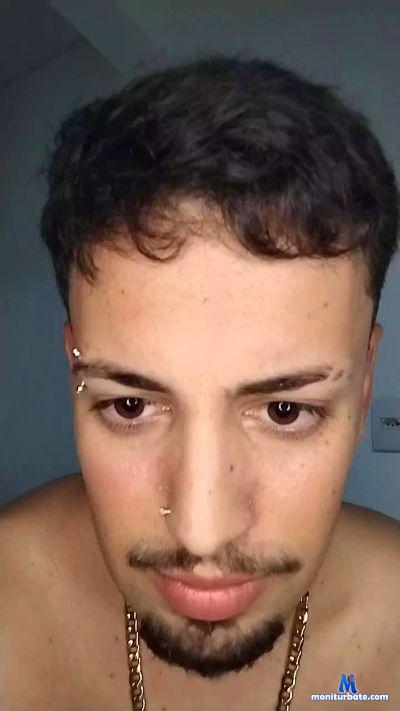 Lucca_7776 cam4 bisexual performer from Federative Republic of Brazil amateur bdsm ass cute bigass masturbation armpits 