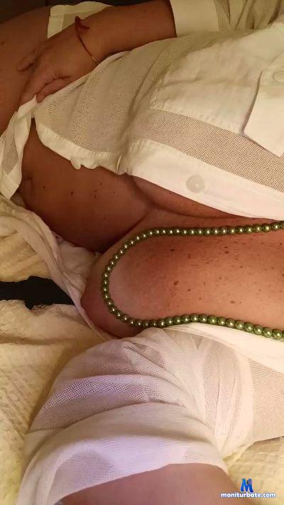 HappyYuma cam4 straight performer from Republic of Italy masturbation C2C pee blowjob spanking feet amateur 