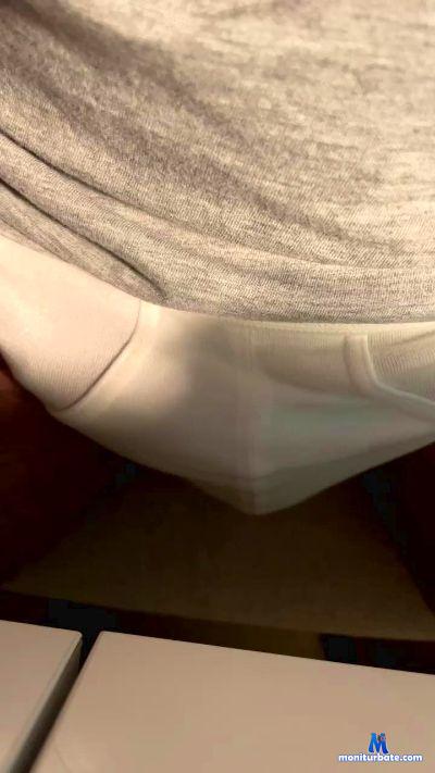 Elcazzum cam4 bicurious performer from Republic of Italy  