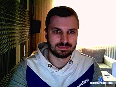 19hornyboy90 cam4 gay performer from Czech Republic  