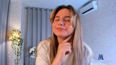AnnisGalt cam4 straight performer from Federal Republic of Germany smoke striptease pussy ass spanking cosplay feet 