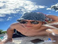 AARONMILLERXXL cam4 live cam performer profile
