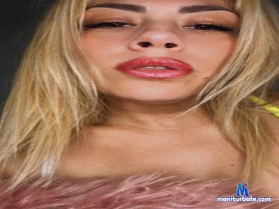 Aranyablonde24 cam4 bisexual performer from Argentine Republic  