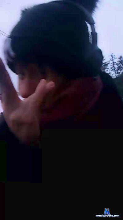 Mamzhelljoy01 cam4 bicurious performer from French Republic  