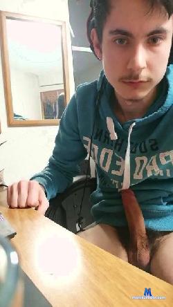 Realgottsex1998 cam4 live cam performer profile