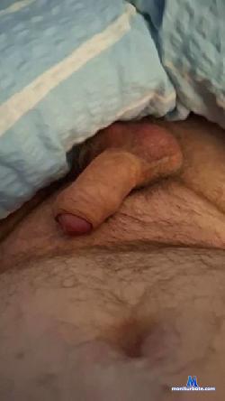 krombi33 cam4 live cam performer profile