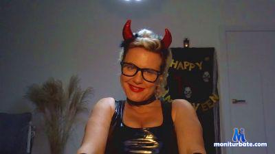 AdeleMILF40 cam4 bisexual performer from Federal Republic of Germany femdom strapon taboo feet striptease squirting bigtit 