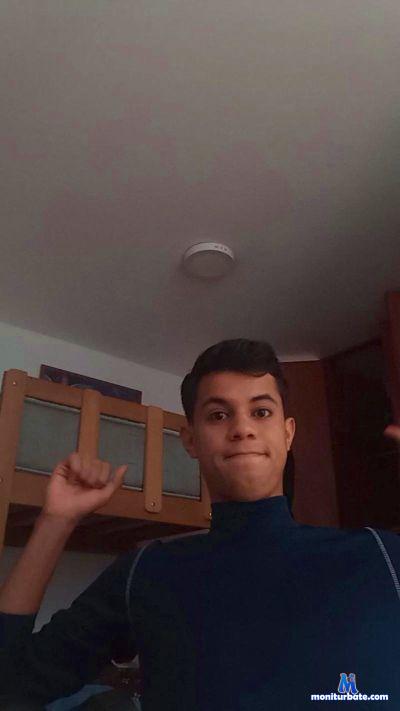 jonhdick2 cam4 unknown performer from Republic of Peru  