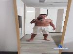 Italianmanhot80 cam4 livecam show performer room profile