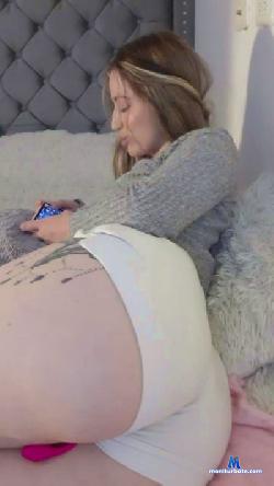 BruunaLove_ cam4 live cam performer profile