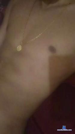 raeel33 cam4 live cam performer profile