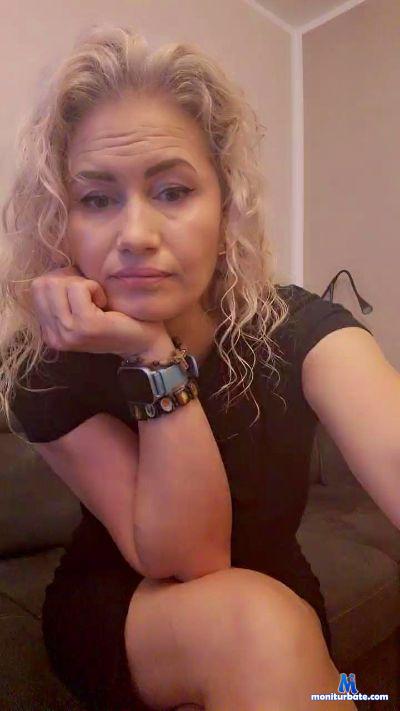 Adryadnana cam4 straight performer from Republic of Italy  