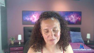 Nadia_84 cam4 straight performer from United States of America ass C2C amateur masturbation striptease pussy blowjob 