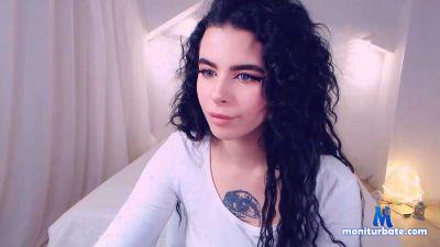 KimberlyMosss cam4 bisexual performer from United States of America  