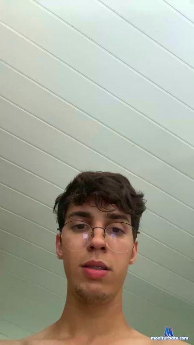aDoiSZ cam4 straight performer from Federative Republic of Brazil pornstar amateur 