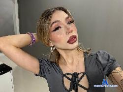 ElvinaHarbold cam4 live cam performer profile