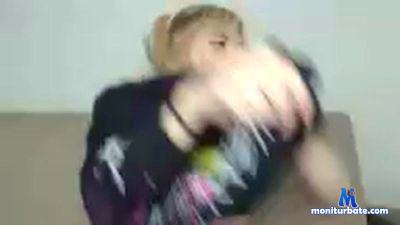 VampGirlRed cam4 bisexual performer from Russian Federation  