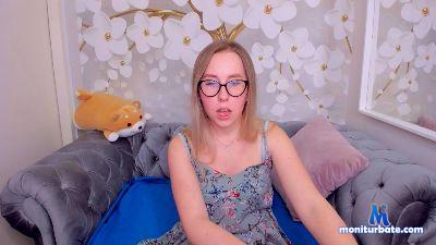 karlasimson cam4 bicurious performer from United States of America  