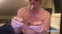 PupTrash cam4 live cam performer profile