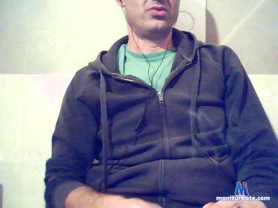 gustogiusto cam4 bicurious performer from Republic of Italy  