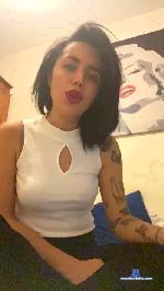 Kendra_cum cam4 livecam show performer room profile