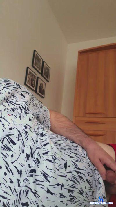 Npuveau cam4 bicurious performer from French Republic  