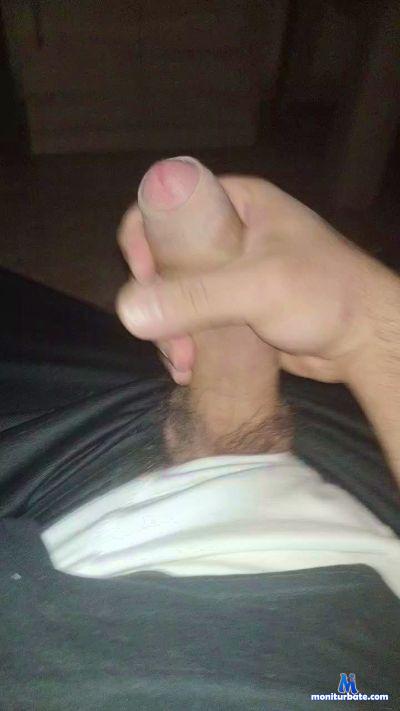 sobrino22 cam4 straight performer from Kingdom of Spain  