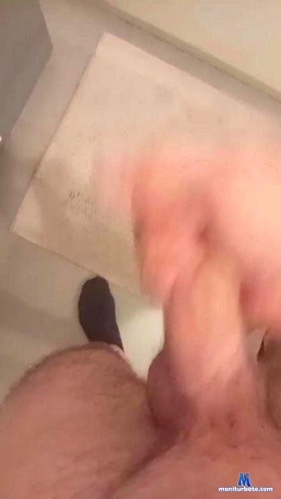 vale860 cam4 straight performer from Republic of Italy amateur cum striptease C2C masturbation smoke 