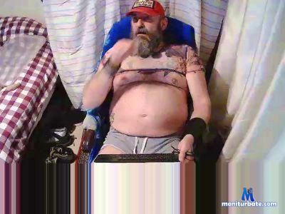 wolfbearusuk cam4 gay performer from United Kingdom of Great Britain & Northern Ireland  