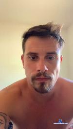 tonyyxhot cam4 livecam show performer room profile