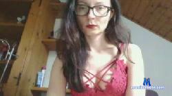 QueenDiva30 cam4 live cam performer profile