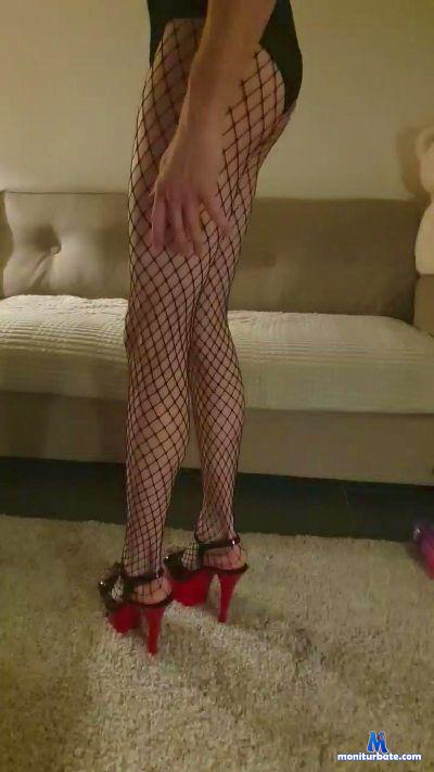 speelgoedje cam4 bicurious performer from Kingdom of Belgium  