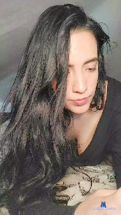 Alexax3x cam4 live cam performer profile