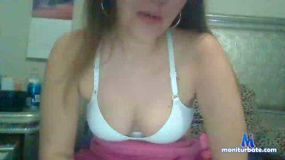 princessjulia cam4 bisexual performer from Canada striptease cute amateur princessjulia 