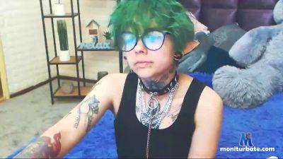 Reyna_uwu cam4 bisexual performer from Argentine Republic  