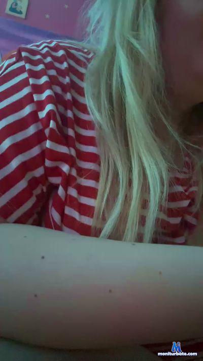 Candylove98 cam4 straight performer from Republic of Italy amateur feet pussy smoke C2C bigass 