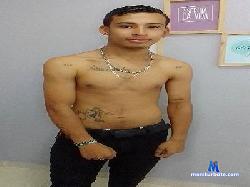 MaximoRoyalty cam4 live cam performer profile