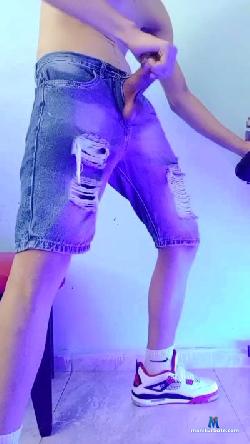 Pig_youboy cam4 live cam performer profile