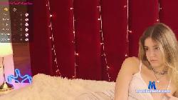 Kellyone cam4 live cam performer profile