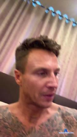 Kippikhot cam4 live cam performer profile
