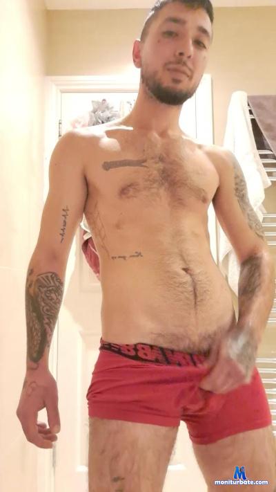 GeorgeBoy98 cam4 straight performer from United Kingdom of Great Britain & Northern Ireland  