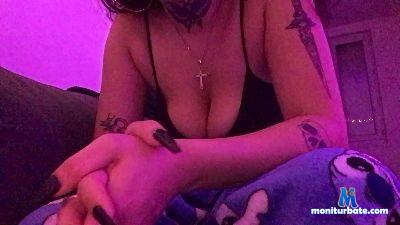 Alaska_pro cam4 bicurious performer from French Republic  