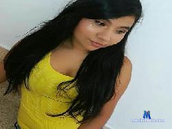 sara_caramel1 cam4 live cam performer profile