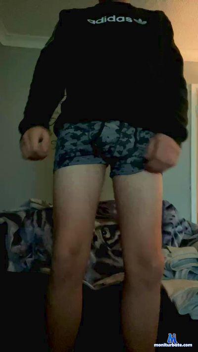 TbigD cam4 bisexual performer from United Kingdom of Great Britain & Northern Ireland  