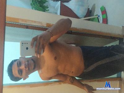 fire_hot_party cam4 straight performer from United States of America  
