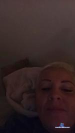 Minouu68 cam4 livecam show performer room profile