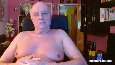 Guilhermeflex cam4 bicurious performer from Federative Republic of Brazil  