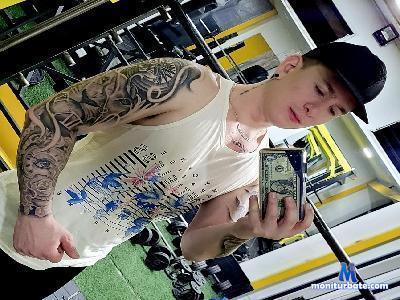 Steven_Tayler_ cam4 bisexual performer from Republic of Colombia spanking cum smoke bigass deepthroat C2C striptease 
