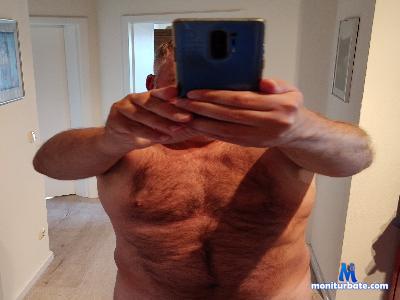 matureguy1968 cam4 gay performer from Federal Republic of Germany slave bdsm obedient submissive poppers hairy german 