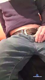 roberto20cm cam4 livecam show performer room profile